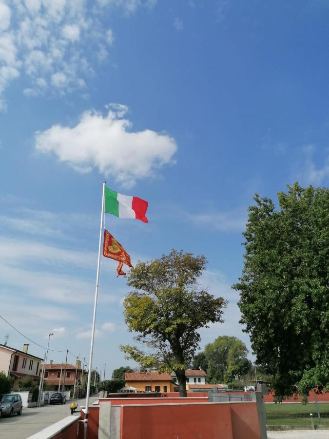 Venezia Suite Apartment Mira Luaran gambar